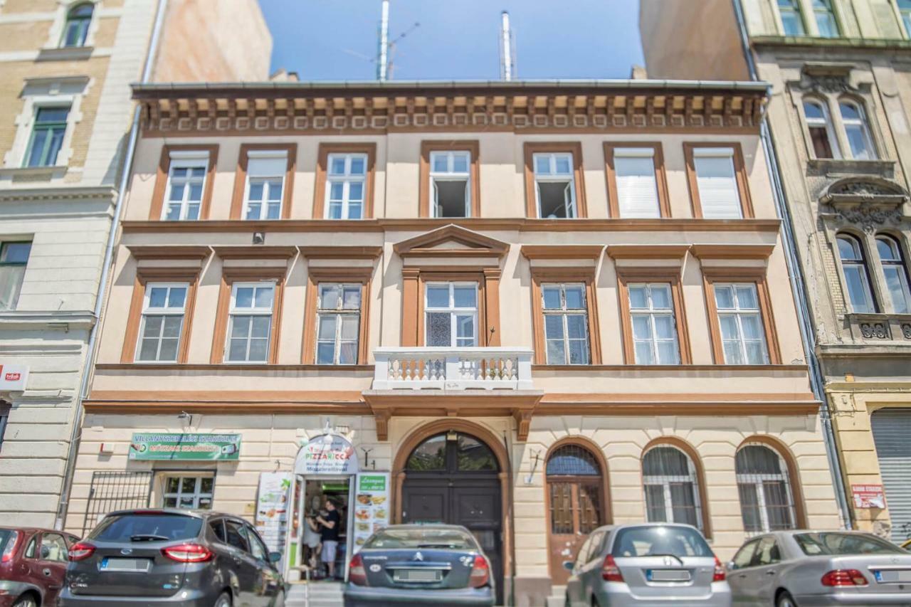 Kurkuma Apartment Budapeste Exterior foto